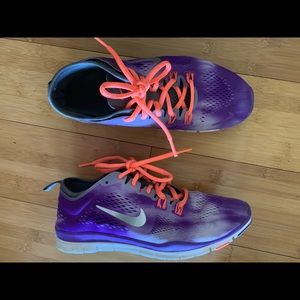 Nike shoes size 7